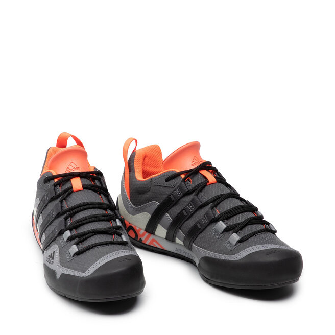 adidas terrex swift solar