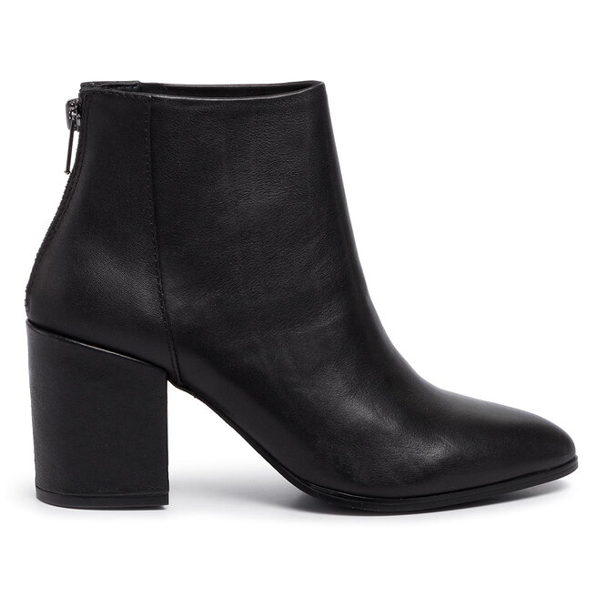 Jillian black leather steve madden new arrivals
