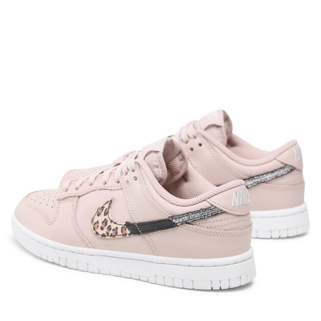 Nike Обувки Nike Dunk Low Se DD7099 200 Fossil Stone/Multi/Color