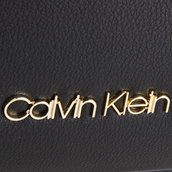 Borsetta Calvin Klein Step Up Large Tote K60K604290 001 escarpe
