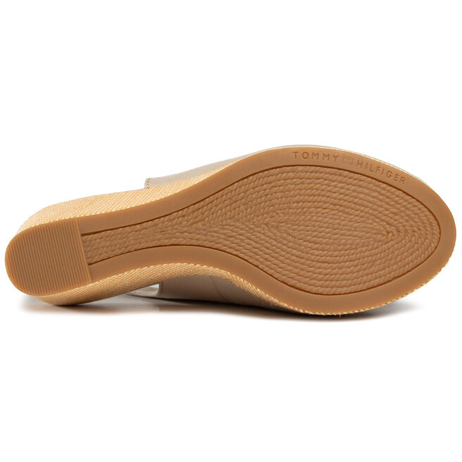 Tommy Hilfiger Espadrilky Tommy Hilfiger Iconic Elba Sling Back Wedge FW0FW04788 Stone AEP