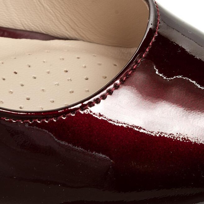 Szpilki Clarks Always Chic 261042344 Burgundy Patent eobuwie .pl