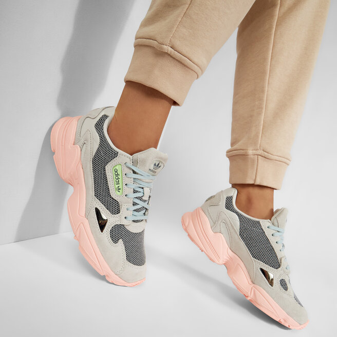 Batai adidas Falcon W FV1104 Talc/Hazcor/Grntnt • Www.eavalyne.lt