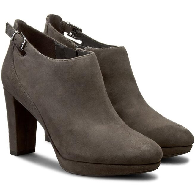 Clarks sales kendra spice