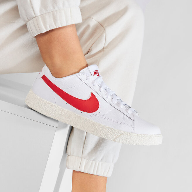 nike blazer white red low