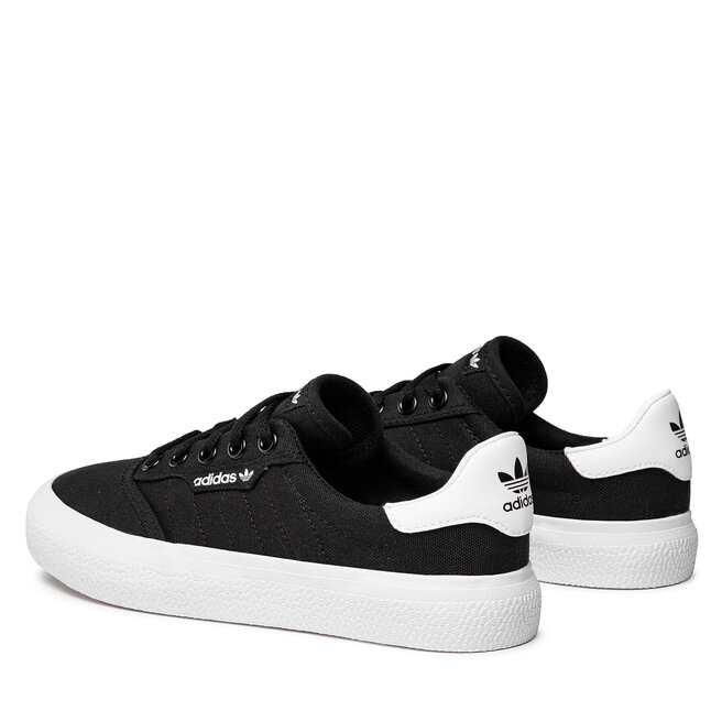 adidas Обувки adidas 3Mc B22706 Cblack/Cblack/Ftwwht