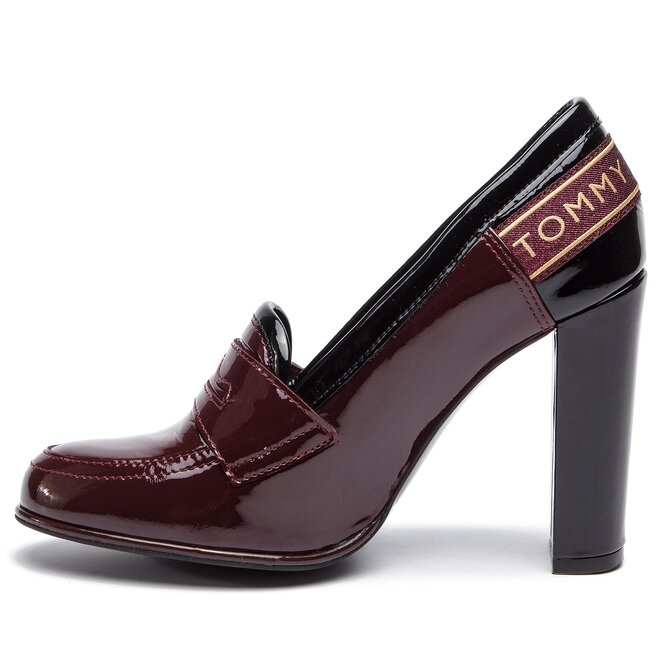 Tommy hilfiger 2024 iconic patent loafer