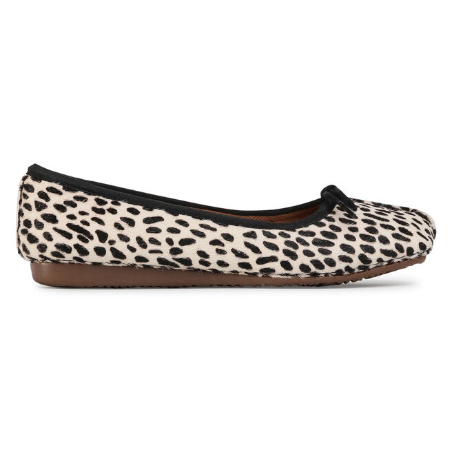 Clarks Balerini Clarks Freckle Ice 261510804 White/Black Leather