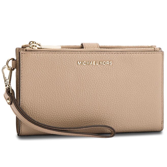 michael kors wristlets