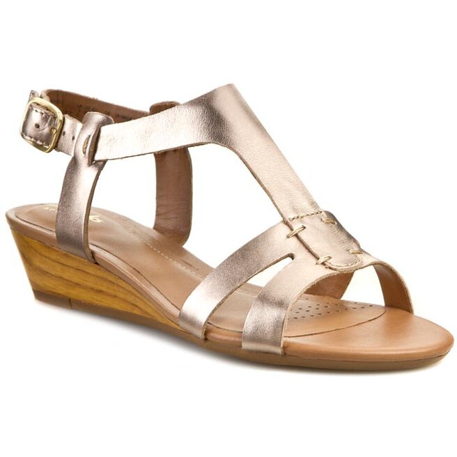 Clarks playful shop game