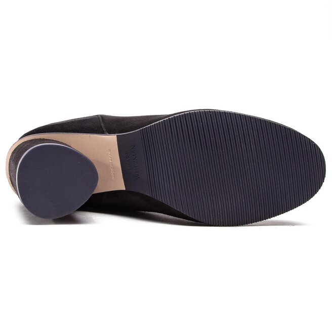 stuart weitzman eloise 95