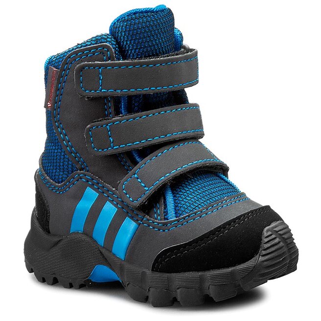 Holtanna snow adidas store