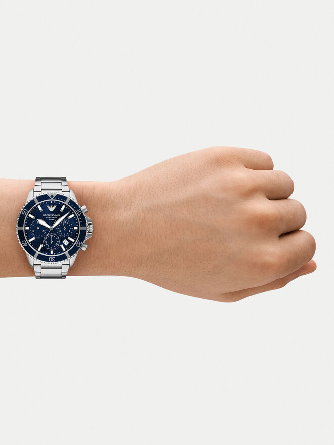 Emporio Armani Pulkstenis Emporio Armani World Explorer AR11681 Sudraba