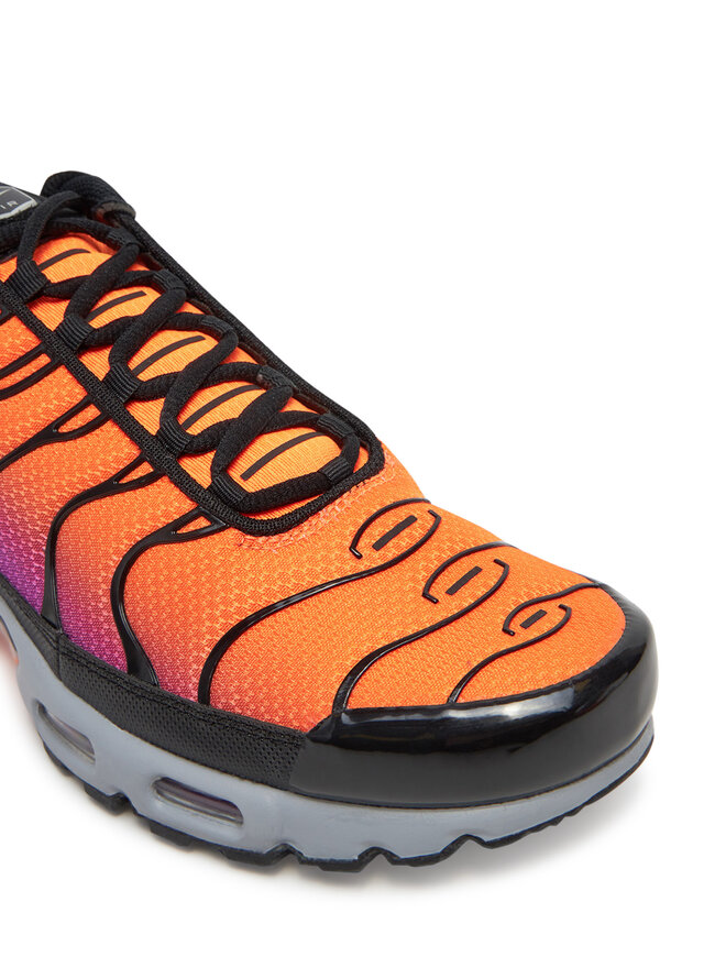 Снікерcи Nike Air Max Plus DM0032 014 Оранжевий | evzuttya.com.ua