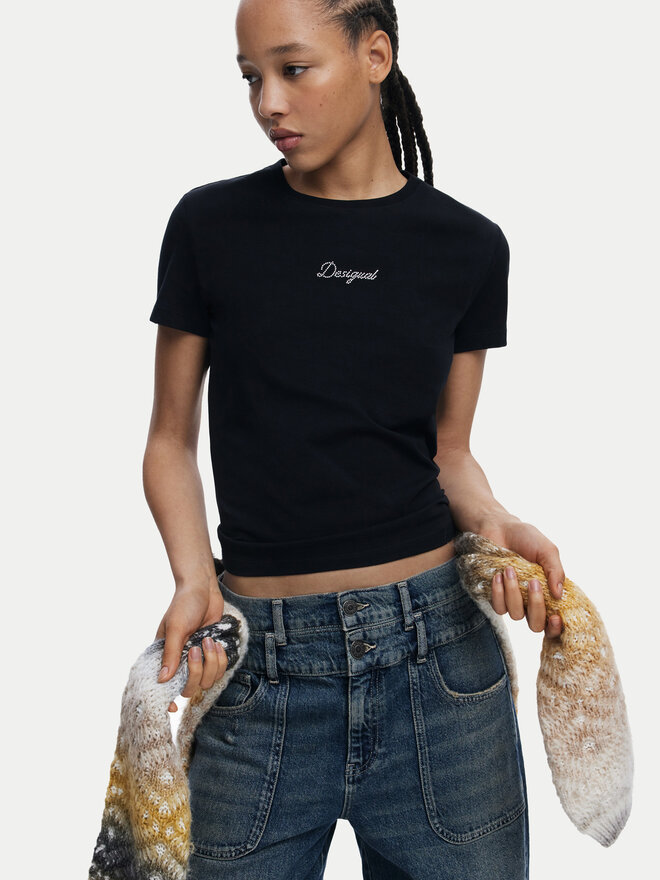 Desigual Desigual T-Shirt 25SWTK15 Schwarz Regular Fit
