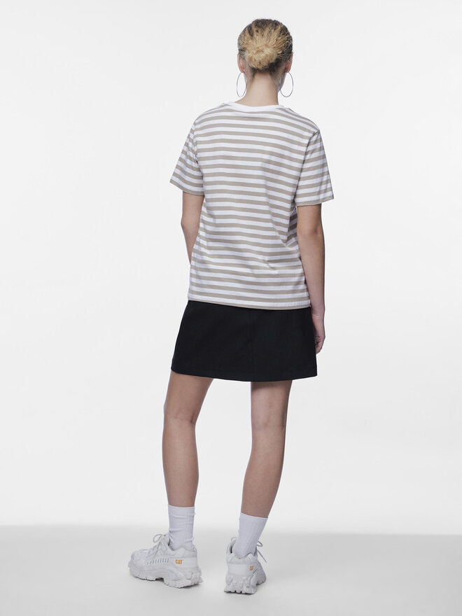 Pieces Pieces Marškinėliai Ria 17146339 Smėlio Regular Fit