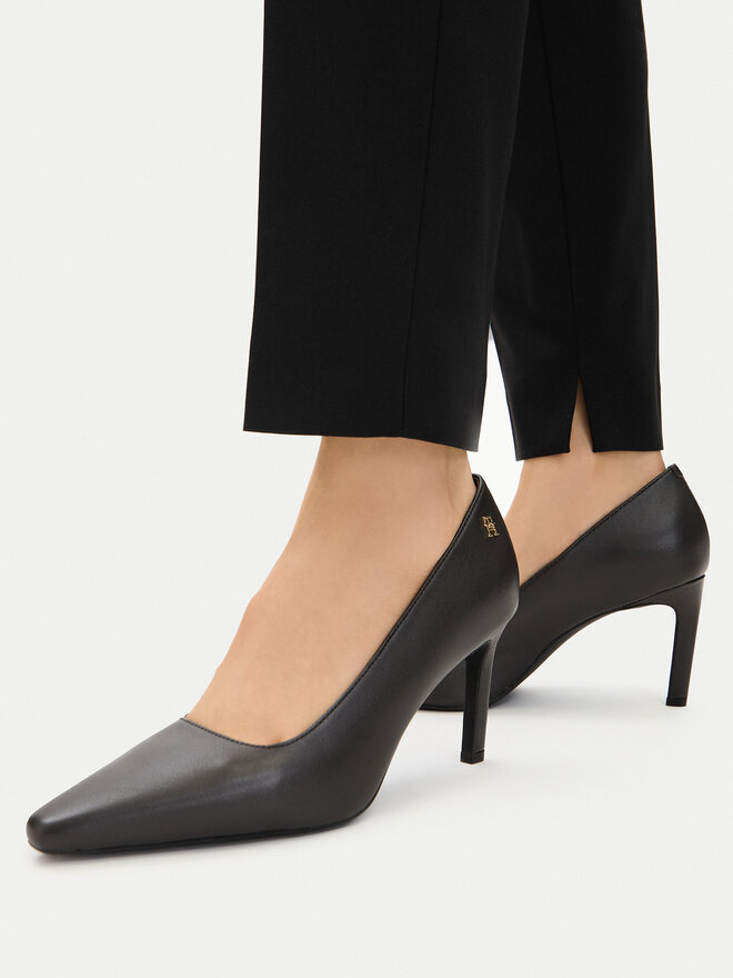 Tommy Hilfiger Pumps Tommy Hilfiger Th Logo Lth Pump Slanted Hl FW0FW09008 Schwarz