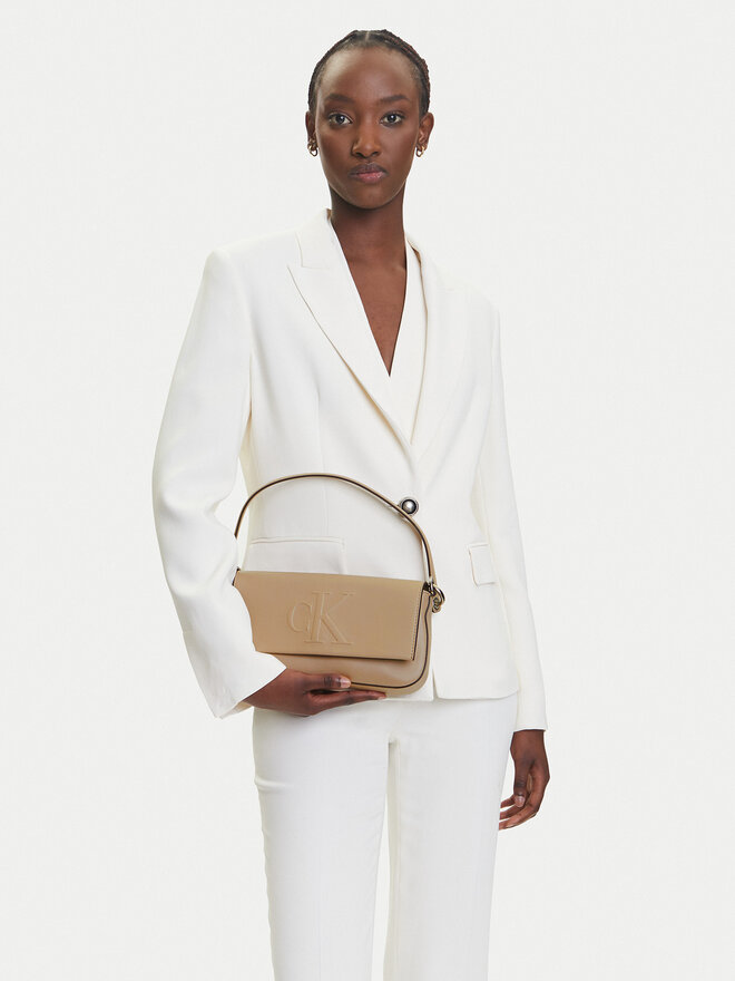 Calvin Klein Jeans Ročna torba Calvin Klein Jeans Sculpted Flap Shoulder Pouch25 LV04K3148G Bež