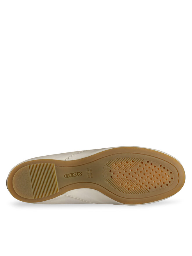 Geox Loaferek Geox D Palmaria D45MUJ 000TU C1122 Bézs
