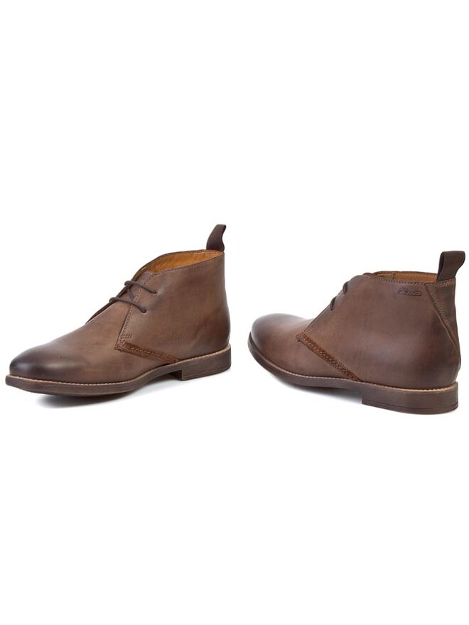 Clarks novato mid best sale