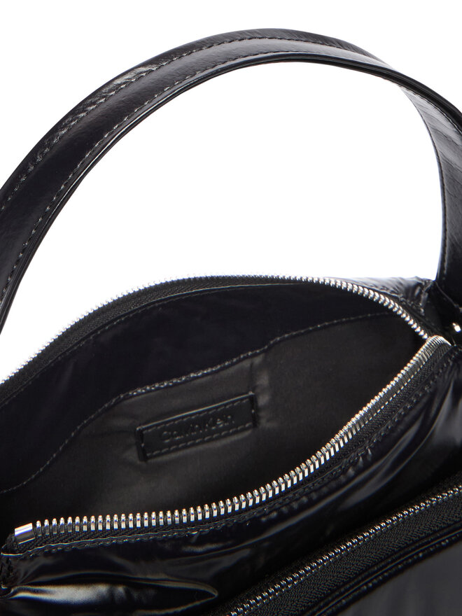 Calvin Klein Handtasche Calvin Klein Pocket Shiny Nylon Small Bag LV04F3405G Schwarz