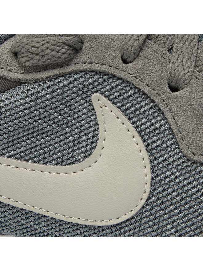 Nike Снікерcи Nike Md Runner 2 749794 302 Зелений