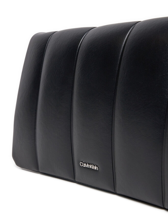 Calvin Klein Сумка Calvin Klein Line Quilt Shoulder Bag K60K612787 Чорний