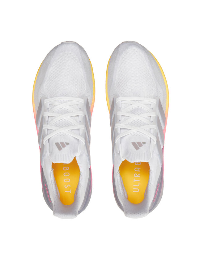 adidas Взуття для бігу adidas Ultraboost 5 ID8810 Білий