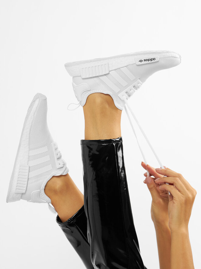 adidas Снікерcи adidas Nmd-R1 J FW0432 Білий