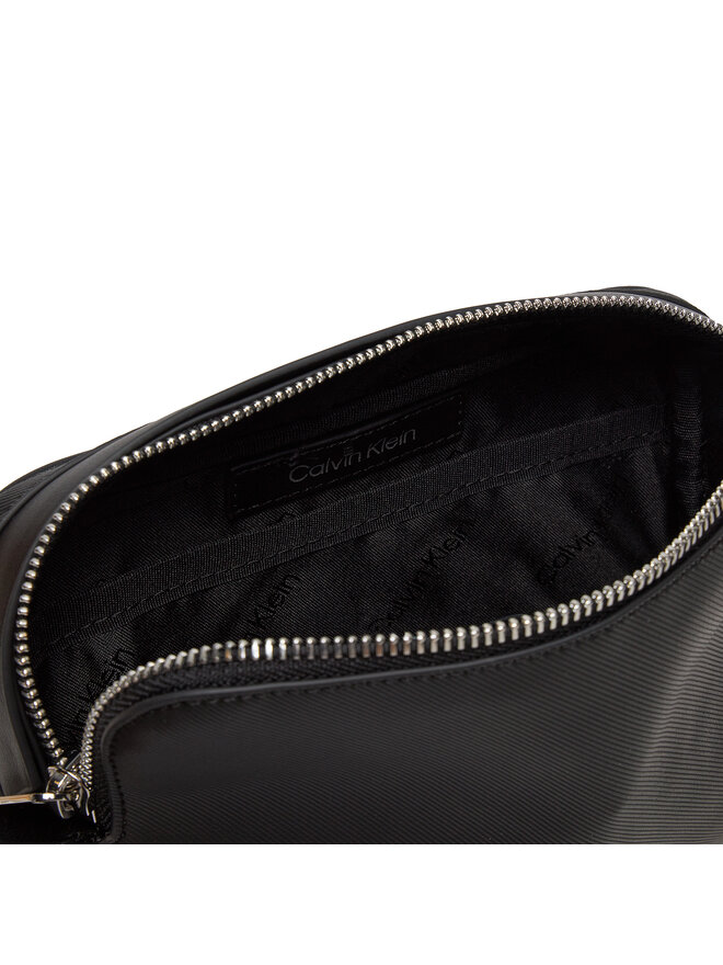 Calvin Klein Τσαντάκι Calvin Klein Ck Est. Pu Compact Case K50K512109 Μαύρο