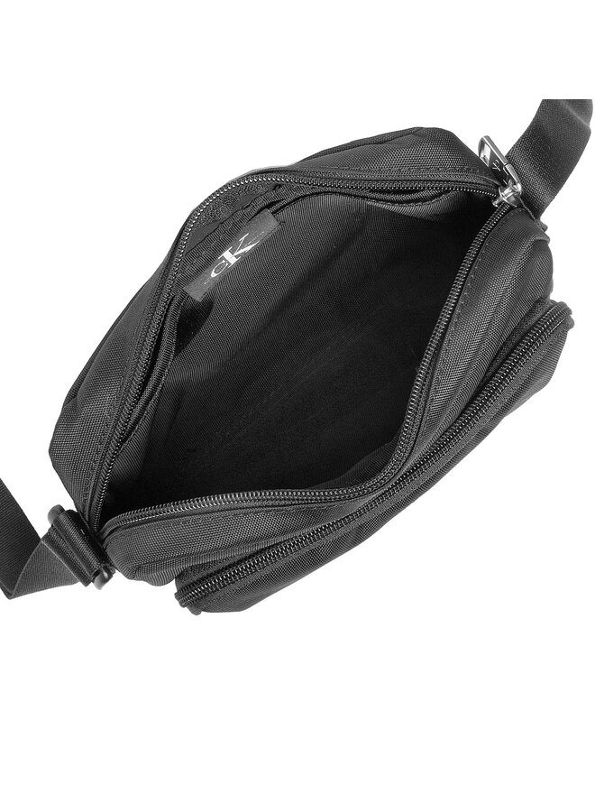 Calvin Klein Jeans Válltáska Calvin Klein Jeans Sport Essentials Cam Bag Inst K50K508978 Fekete