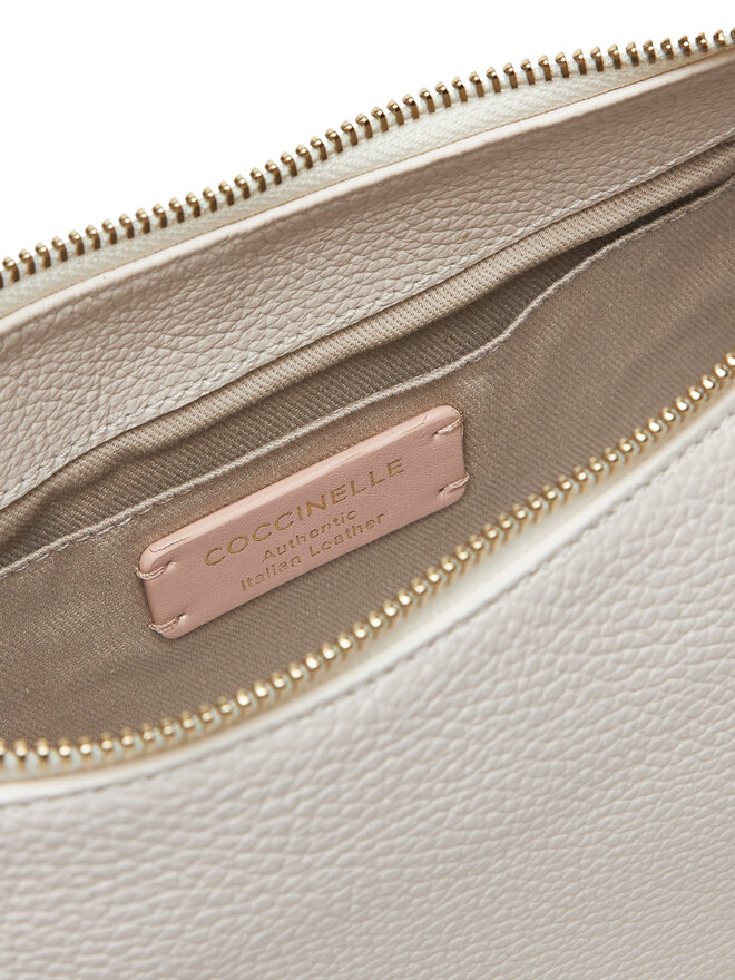 Coccinelle Handtasche Coccinelle SHA Coccinelle C-Easy E1 SHA 13 03 01 Écru