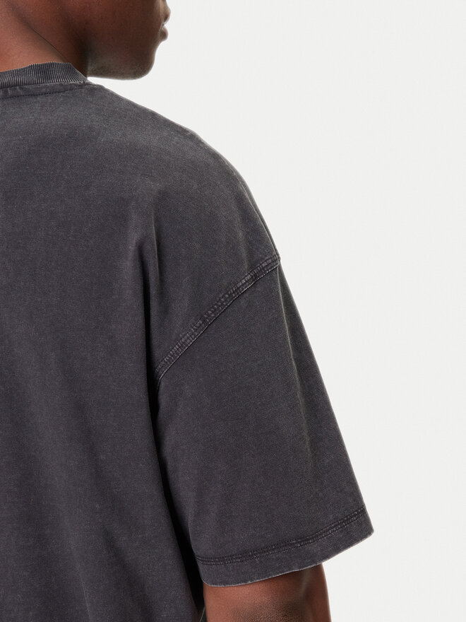 HUGO HUGO Camiseta Nebute 50542638 Negro Loose Fit