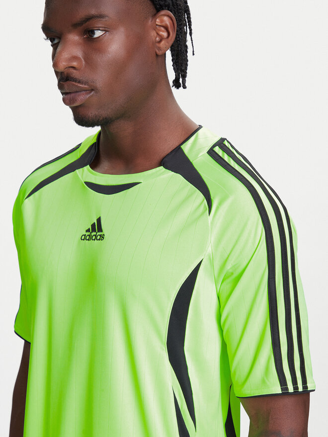 adidas adidas Marškinėliai Teamgeist adicolor JX1538 Žalia Loose Fit