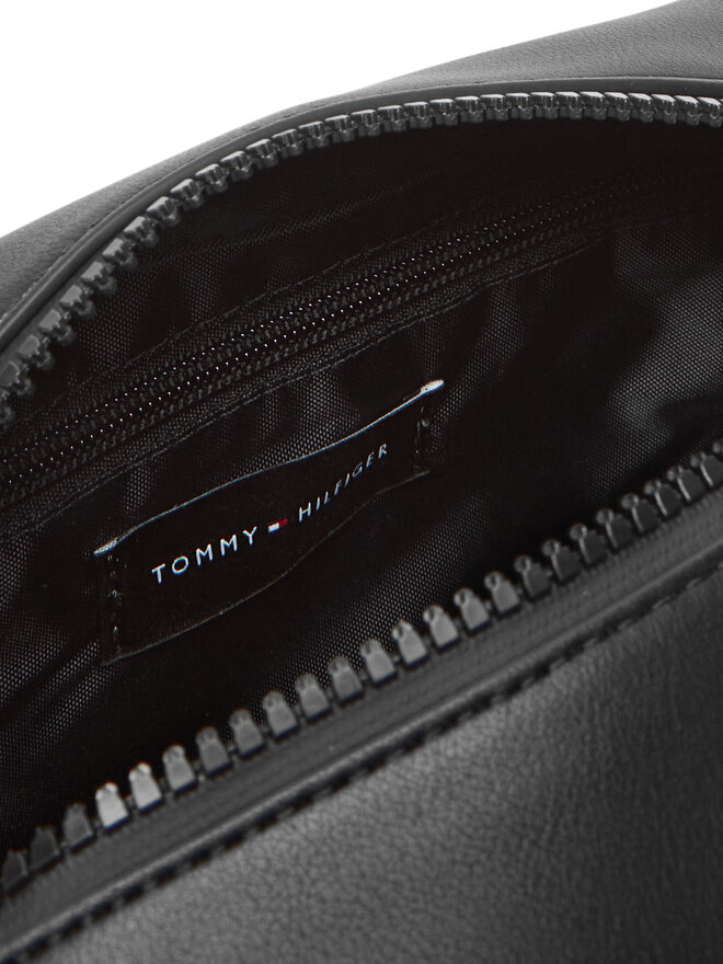 Tommy Hilfiger Smink táska Tommy Hilfiger Th Foundation Washbag AM0AM13235 Fekete