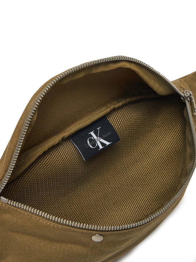 Calvin Klein Jeans Ľadvinka Calvin Klein Jeans Sport Essentials K50K512552 Hnedá