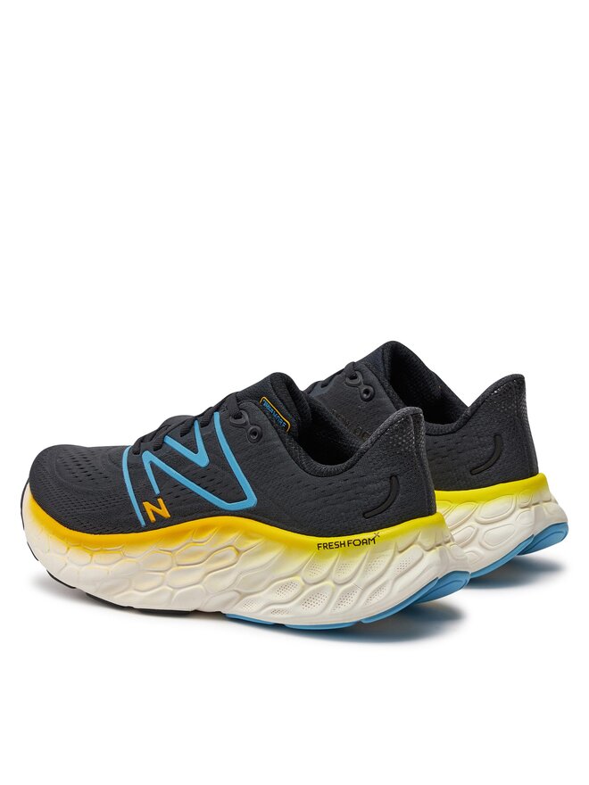 New Balance Zapatillas de running New Balance Fresh Foam More v4 MMORCD4 Negro
