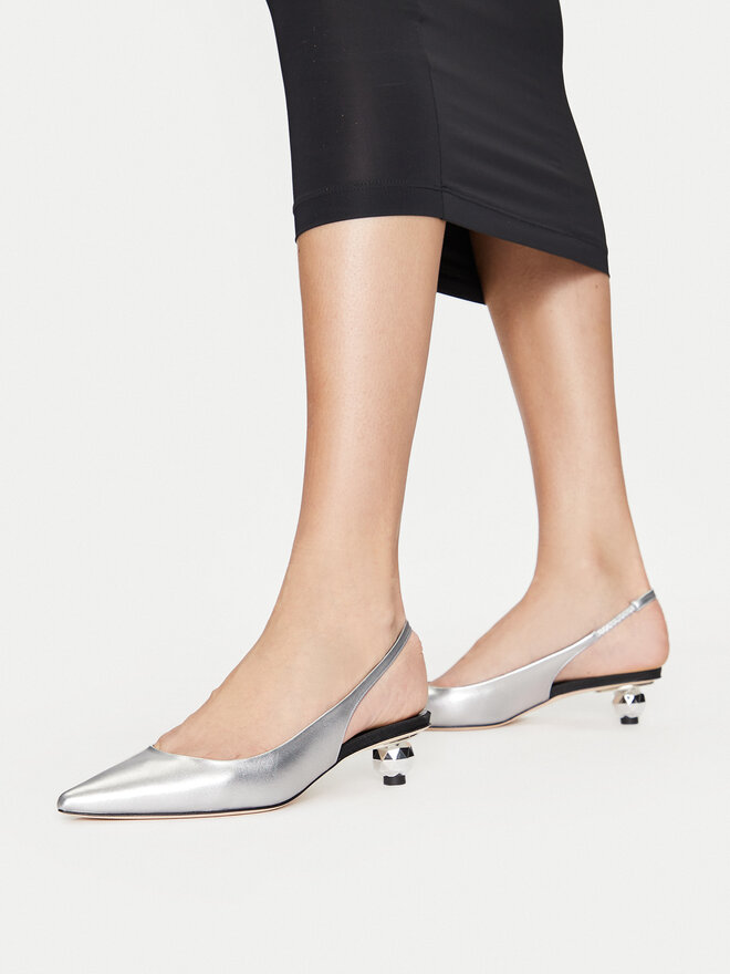 Weekend Max Mara Szandál Weekend Max Mara Gallico 2515521034600 Ezüst