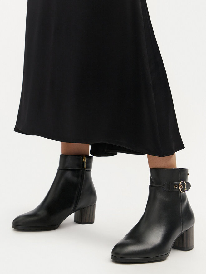Pikolinos Stiefeletten Pikolinos Calafat W1Z-8588 Schwarz