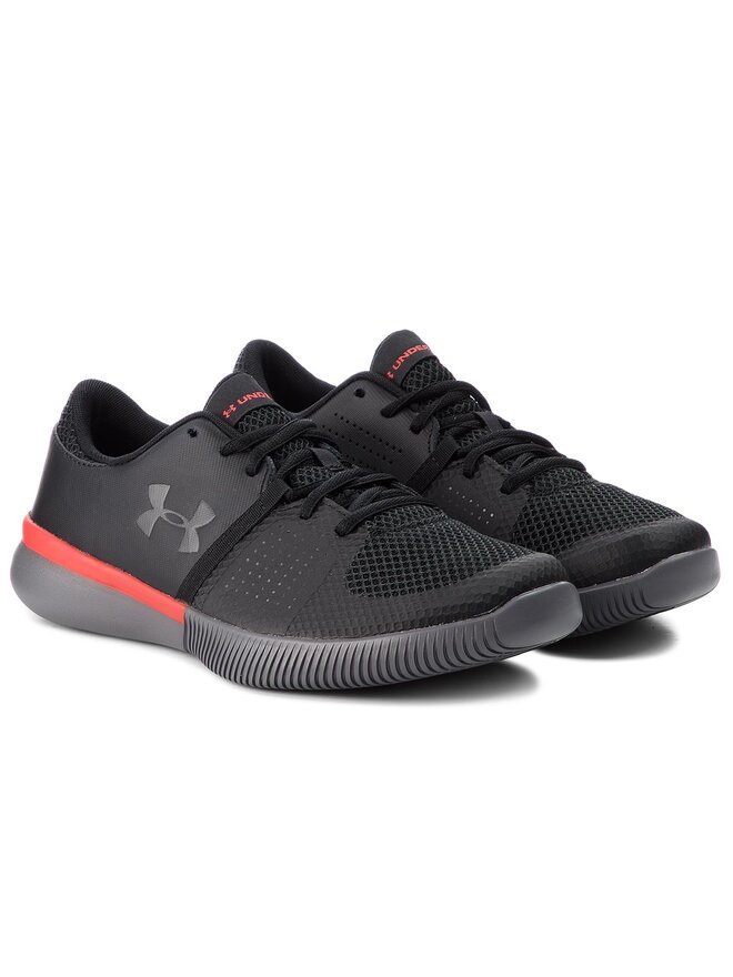 Zapatillas para gimnasio Under Armour Ua Zone 3 Nm 3020753 001 Negro zapatos.es