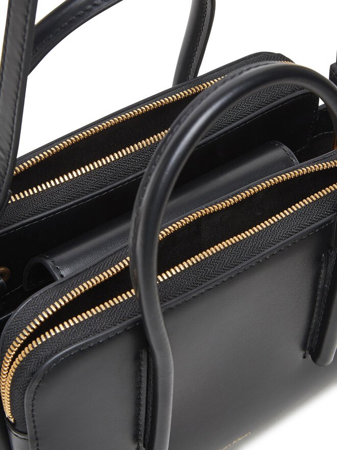 Calvin Klein Τσάντα Calvin Klein Carryall Micro Leather Tote LV04F3057G Μαύρο
