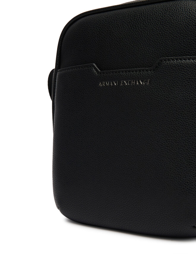 Armani Exchange Плоска сумка Armani Exchange XM002584 AF22651 UC001 Чорний