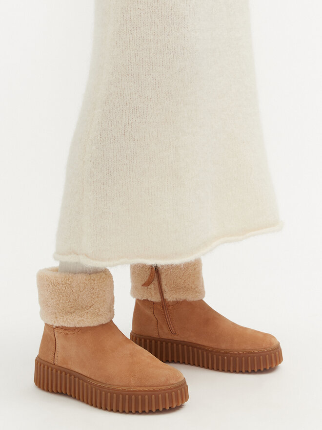 Clarks Stivaletti Clarks Torhill Turn 26179563 Marrone