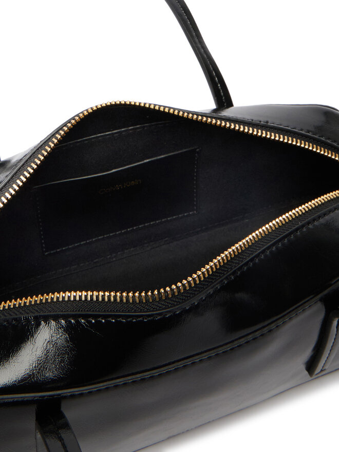 Calvin Klein Handtasche Calvin Klein Foil Logo Glossy Bauletto LV04F3638G Schwarz