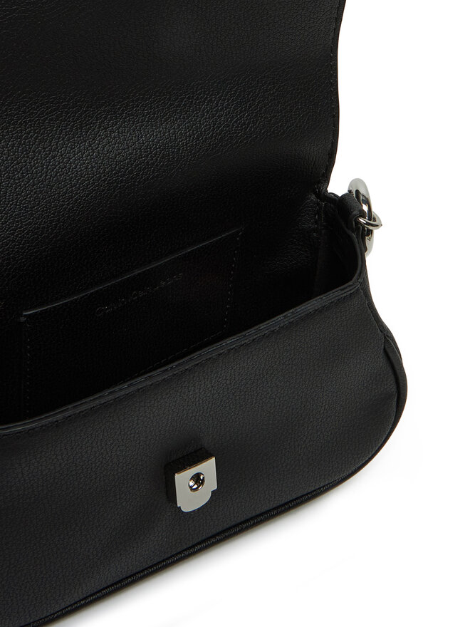 Calvin Klein Jeans Táska Calvin Klein Jeans K60K613049 Fekete