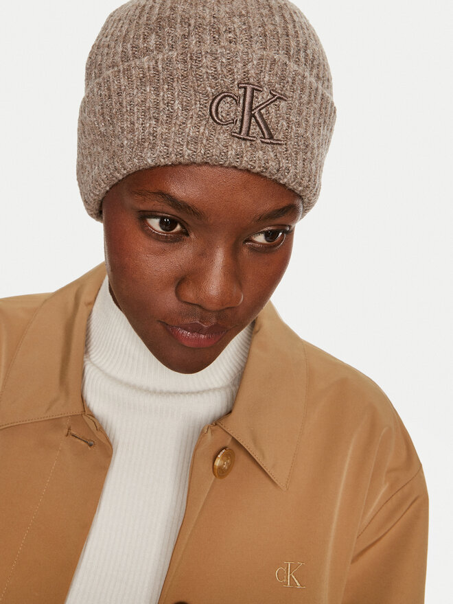 Calvin Klein Gorro Calvin Klein Thick Embroidery K60K612321 Beis