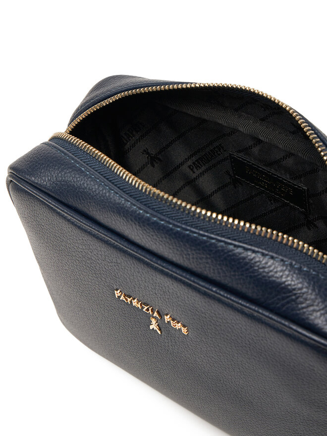 Patrizia Pepe Ročna torba Patrizia Pepe CB8985/L001 Črna