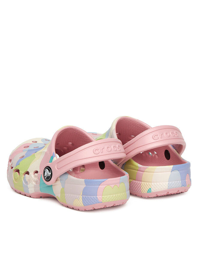 Crocs Klapki Crocs BAYA SEASONAL PRINTED CG K 209728-606 Kolorowy