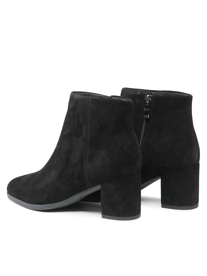 Clarks Stivaletti Clarks Freva55 Zip 261747594 Nero