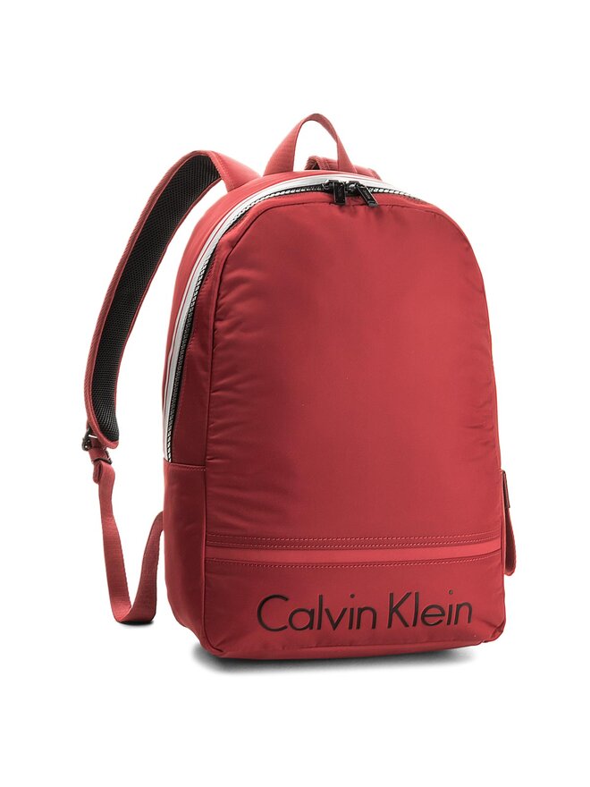 Mochila Calvin Klein Matthew 2.0 Backpack K50K503698 Rojo zapatos.es